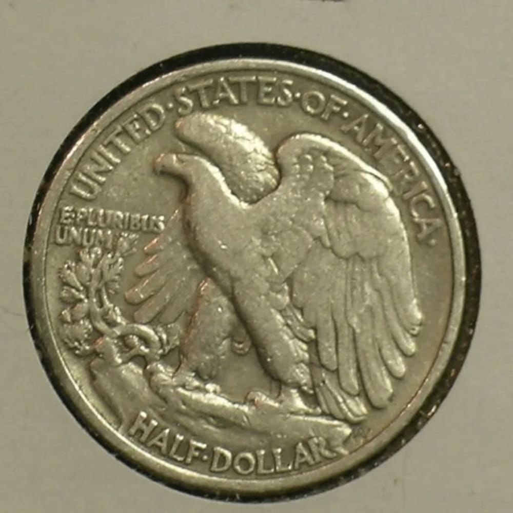 1937 Sharp Walking Liberty Half Dollar - Silver Coin (AE11-2)